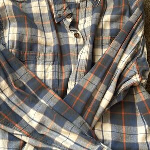 Duluth Trading Co Blue and White Plaid Shirt